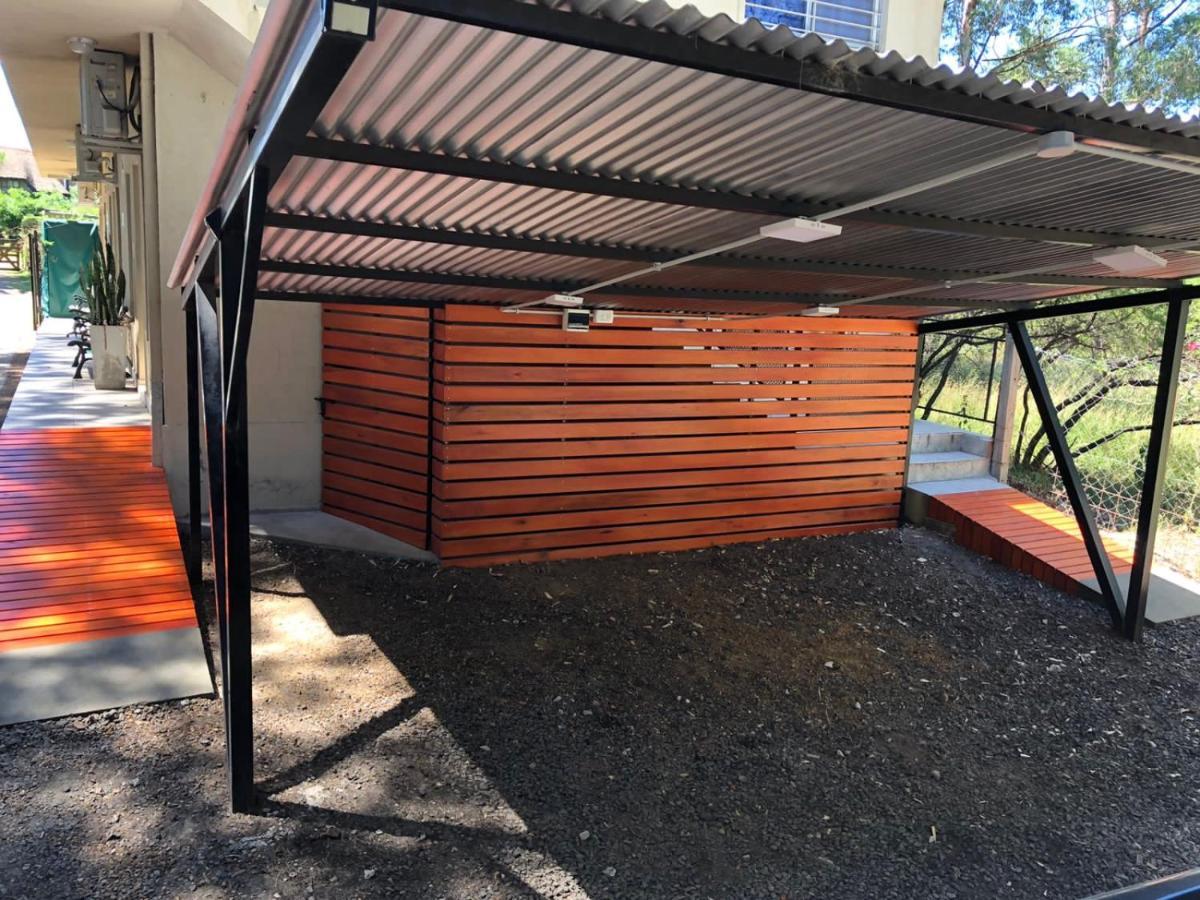 Apart Altos Del Golf Colon  Exterior photo